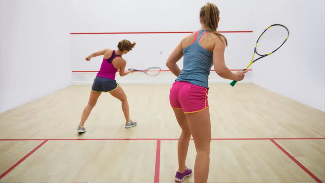 Rosters Sports Club Bar & Grill - Vernon BC - Racquetball Squash Courts - Interactive Banner - Book A Court